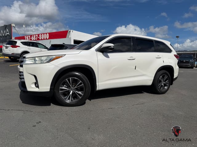 2017 Toyota Highlander LE