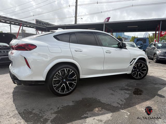 2021 BMW X6 M