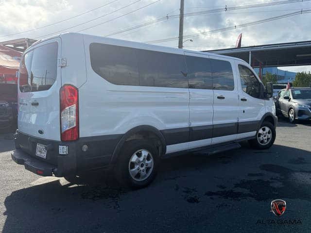 2018 Ford Transit Passenger Wagon XL