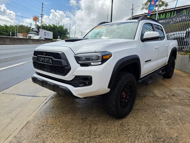 2022 Toyota Tacoma 4WD SR
