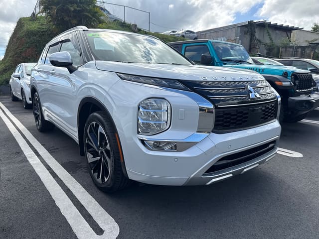 2022 Mitsubishi Outlander SE 4dr SUV (2.5L 4cyl CVT)