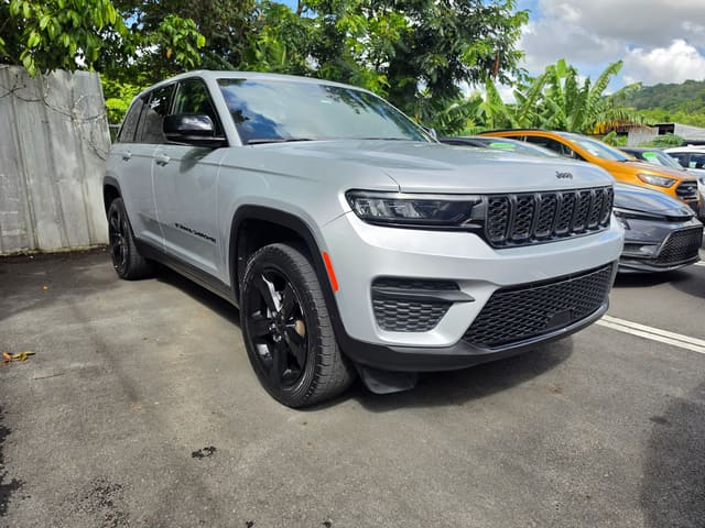 2023 Jeep Grand Cherokee Altitude 4dr SUV (3.6L 6cyl 8A)