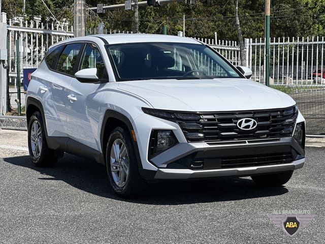2025 Hyundai Tucson SE