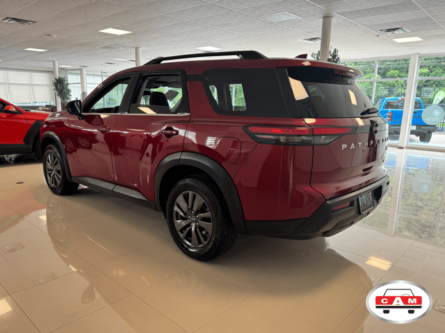 Nissan Pathfinder SV 2022