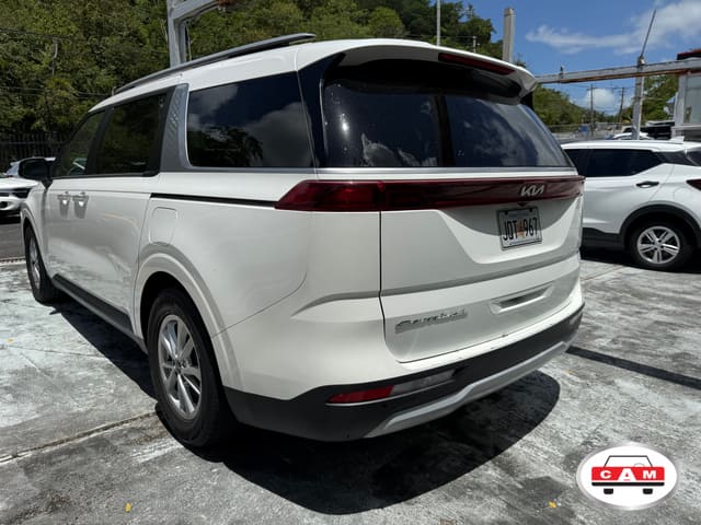 Kia Carnival LX 2022
