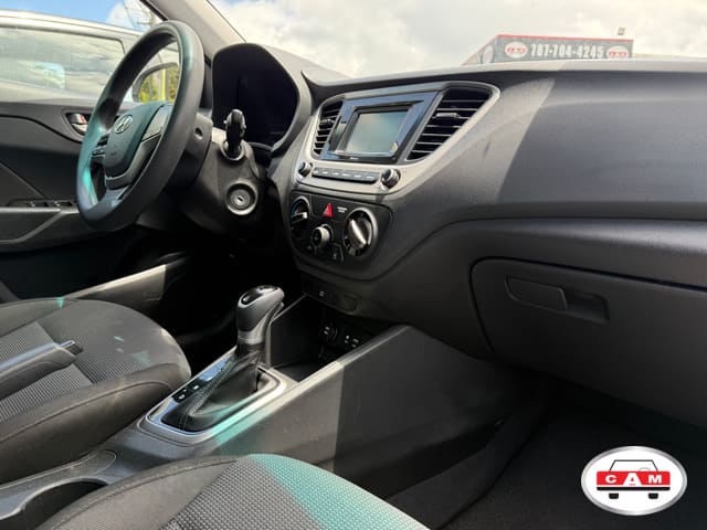 Hyundai Accent SE 2021