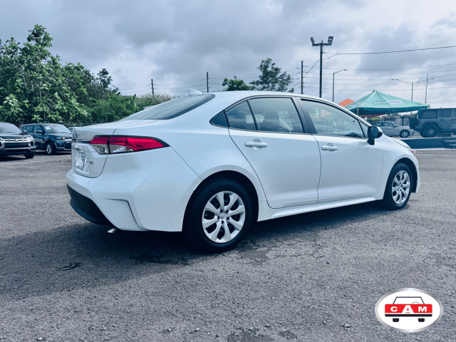 Toyota Corolla LE 2026
