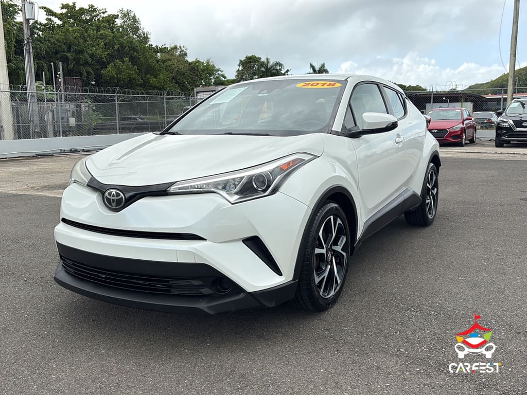 2018 Toyota C-HR XLE's photo