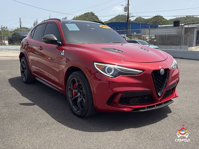 2019 Alfa Romeo Stelvio Quadrifoglio