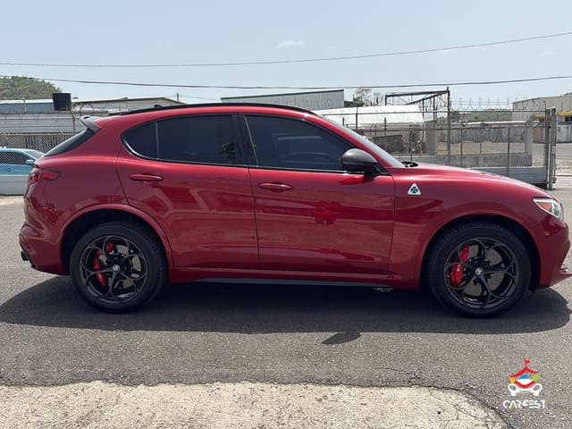 2019 Alfa Romeo Stelvio Quadrifoglio