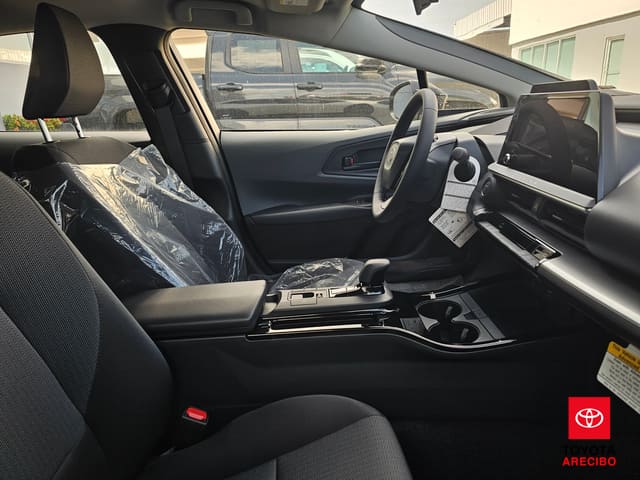 Toyota Prius LE 2026