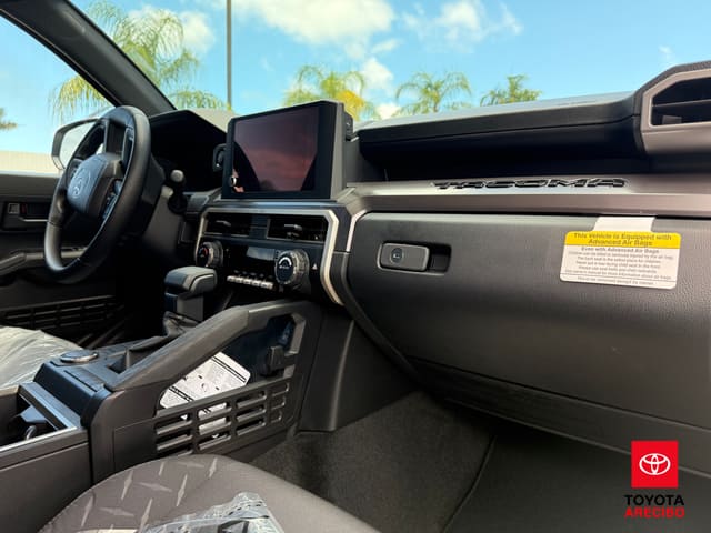 Toyota Tacoma 2WD SR5 2026