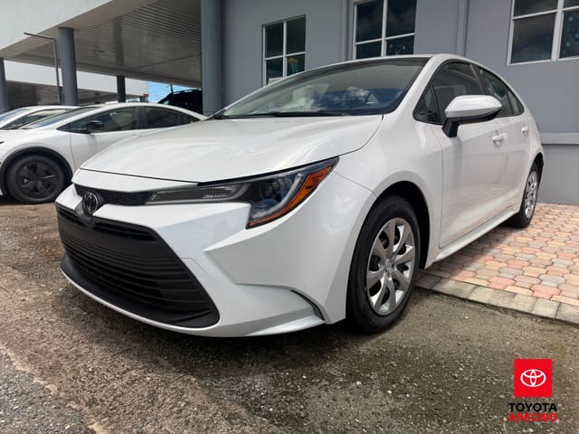 Toyota Corolla LE 2026