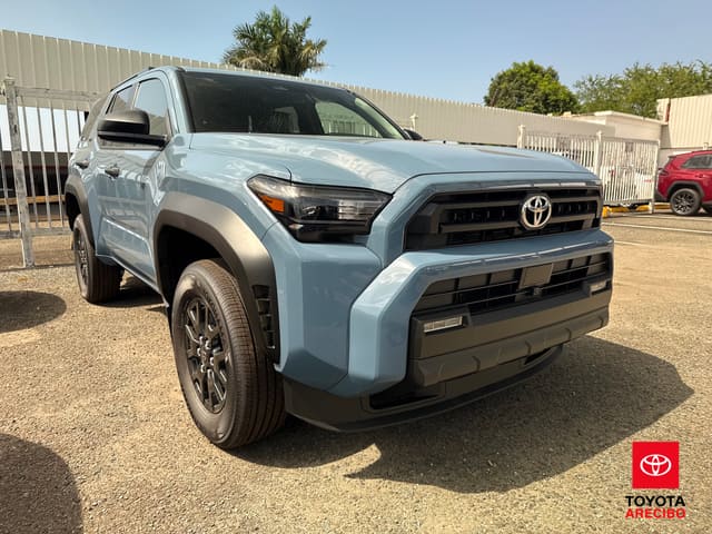 Toyota 4Runner SR5 2026
