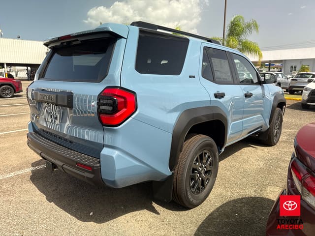 Toyota 4Runner SR5 2026