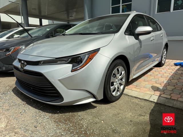Toyota Corolla LE 2026