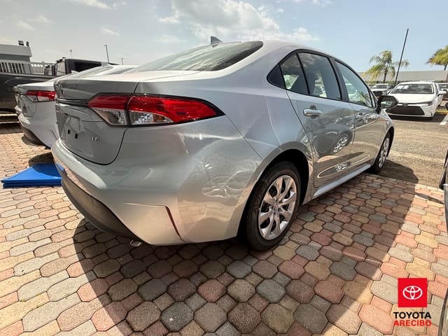 Toyota Corolla LE 2026