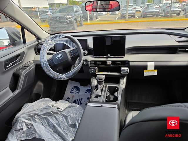 Toyota RAV4 XLE Premium 2026