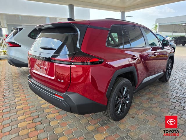 Toyota RAV4 XLE Premium 2026