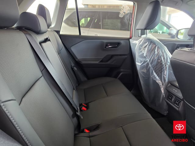 Toyota RAV4 XLE Premium 2026