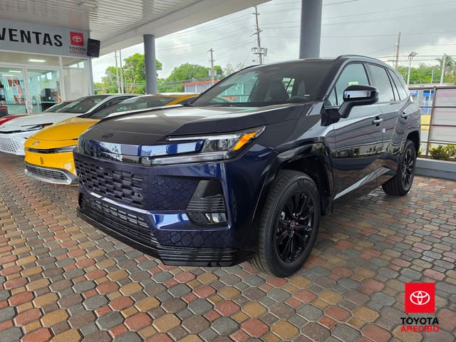 Toyota RAV4 SE 2026