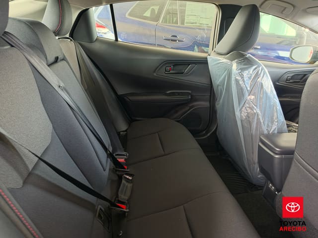 Toyota Prius Plug-In Hybrid SE 2026