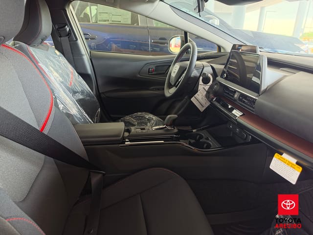 Toyota Prius Plug-In Hybrid SE 2026