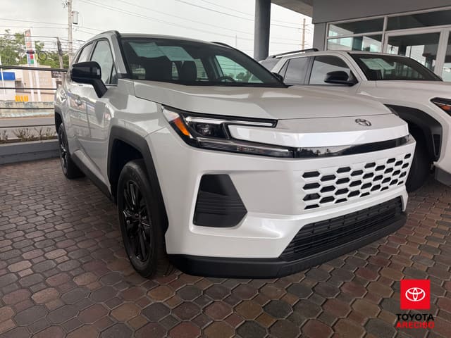 Toyota RAV4 XLE Premium 2026