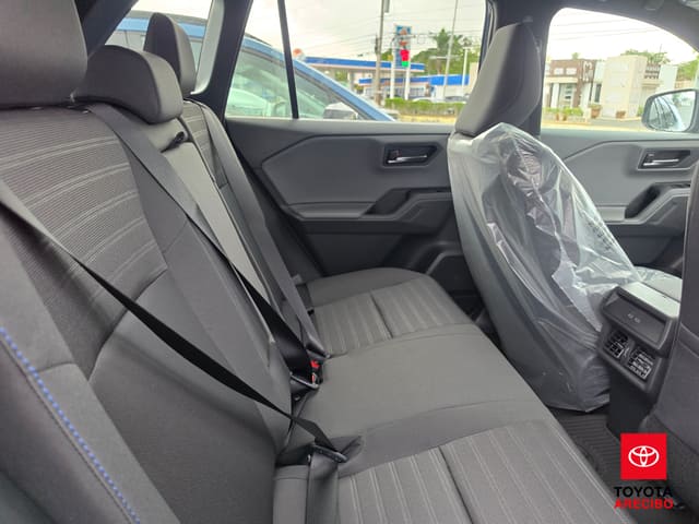 Toyota RAV4 SE 2026