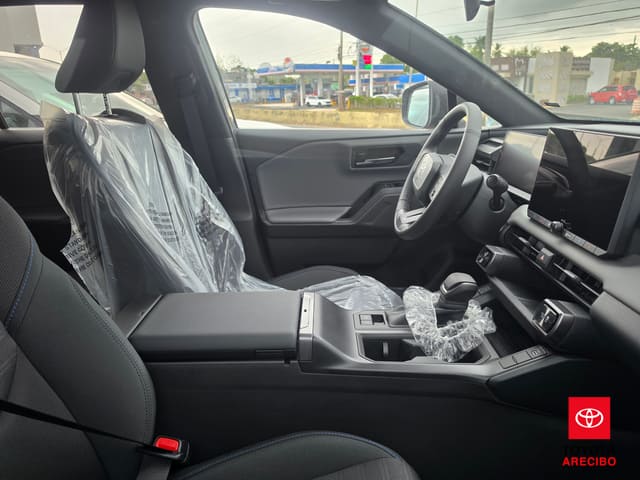 Toyota RAV4 SE 2026
