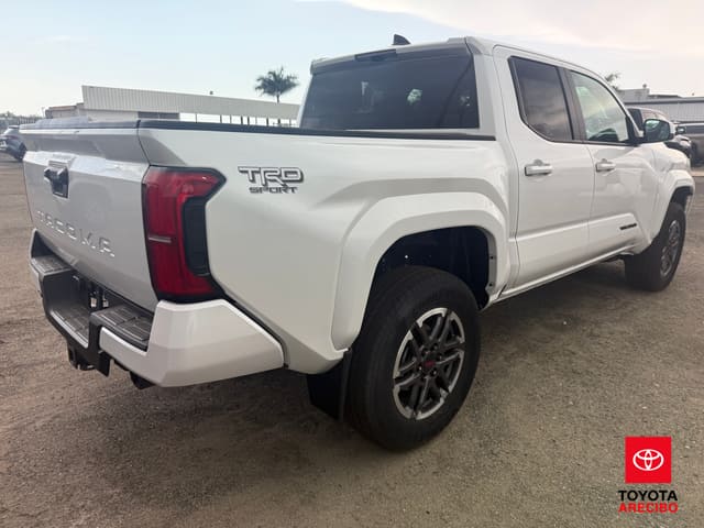 Toyota Tacoma 2WD SR5 2026