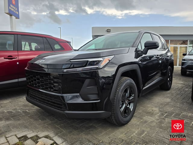 Toyota RAV4 LE 2026