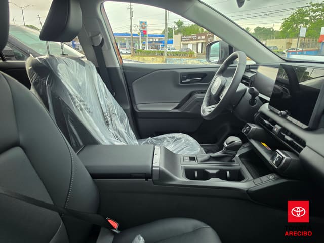 Toyota RAV4 XLE Premium 2026