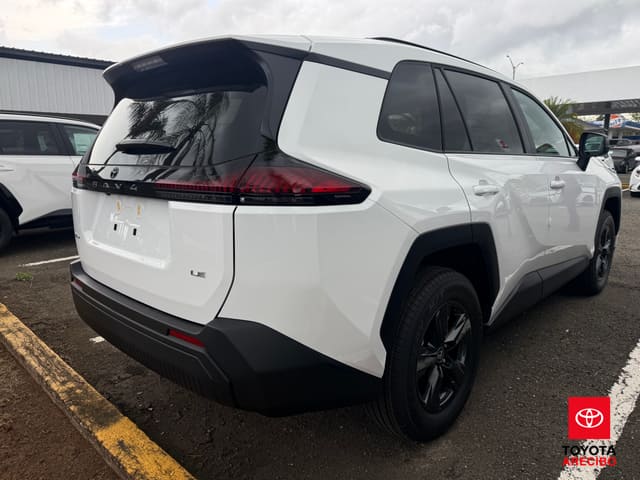 Toyota RAV4 LE 2026
