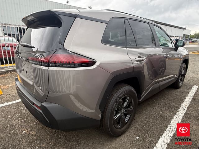 Toyota RAV4 LE 2026