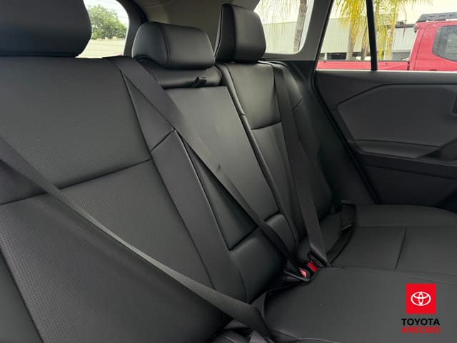 Toyota RAV4 XLE Premium 2026