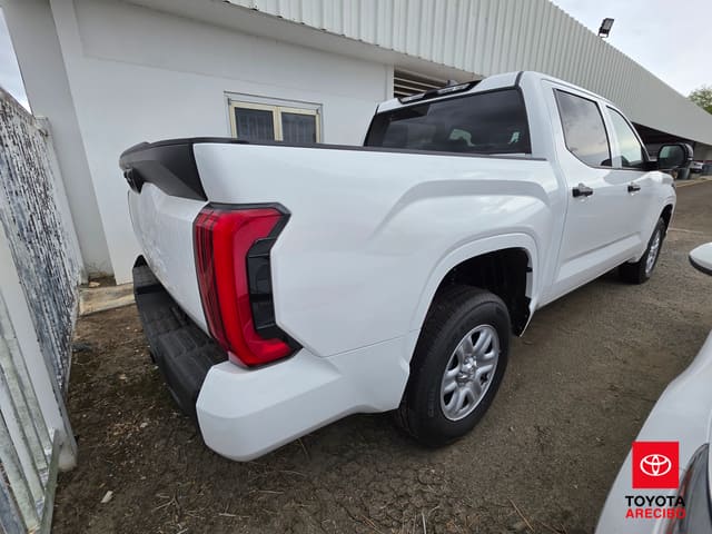 Toyota Tundra 4WD SR 2026