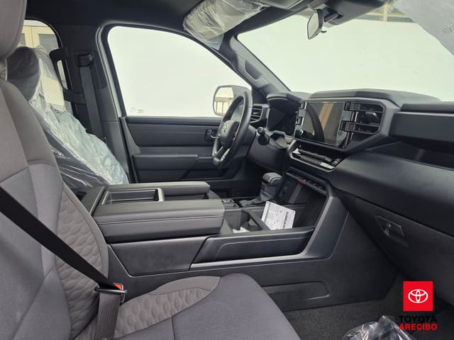 Toyota Tundra 4WD SR 2026