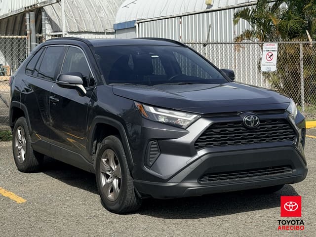 Toyota RAV4 XLE 2025
