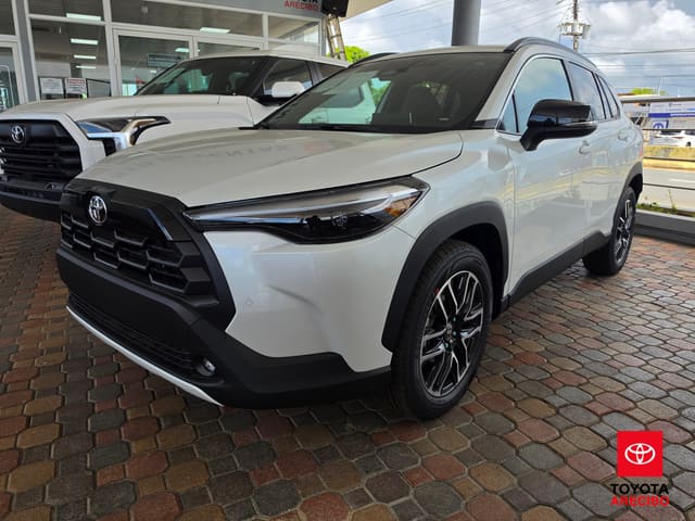 Toyota Corolla Cross XLE 2026