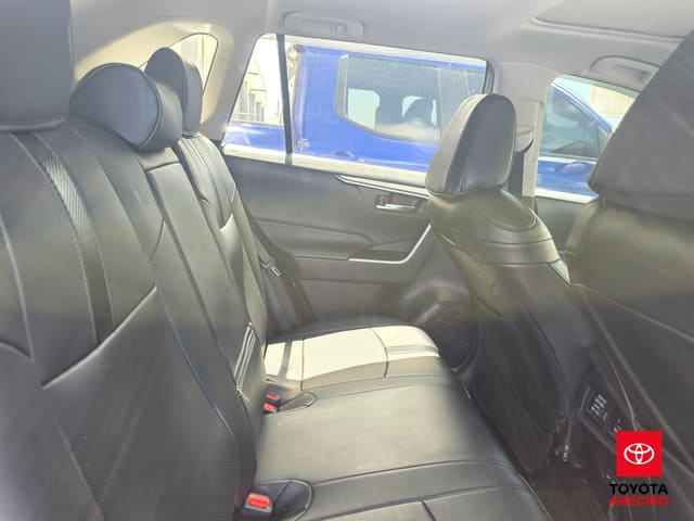 Toyota RAV4 XLE 2023