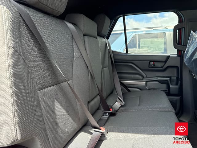 Toyota 4Runner SR5 2026