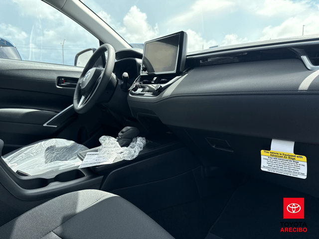 Toyota Corolla Cross LE 2026