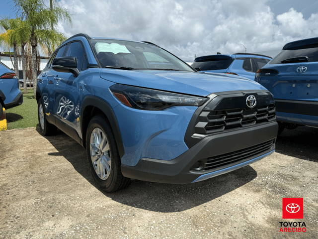 Toyota Corolla Cross LE 2026