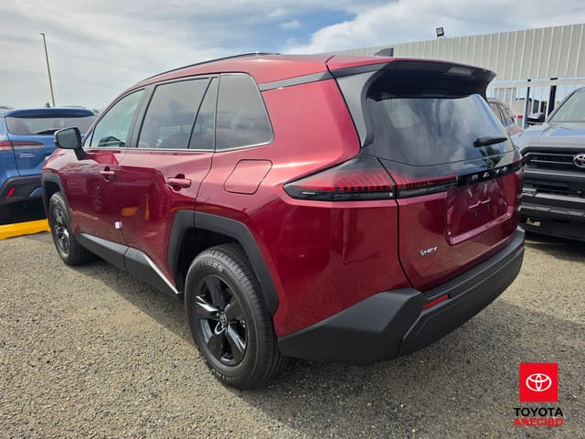 Toyota RAV4 LE 2026
