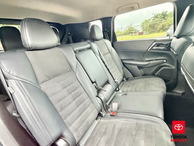 Mitsubishi Outlander SE 2024