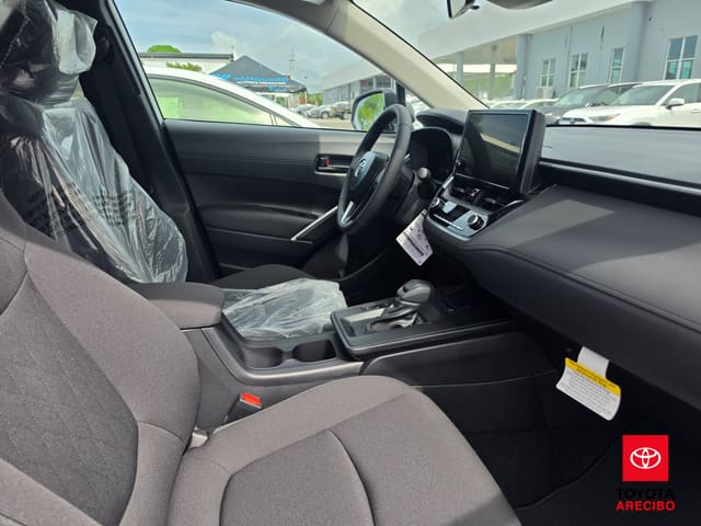 Toyota Corolla Cross LE 2026