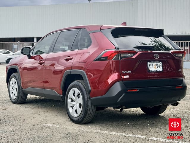 Toyota RAV4 LE 2025