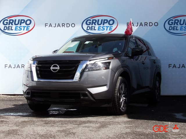 2024 Nissan Pathfinder S
