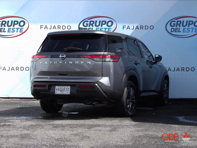 2024 Nissan Pathfinder S